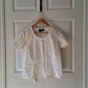 Women's Basic Editions Vintage Cottagecore Off-White Button-Down Shirt Size MM